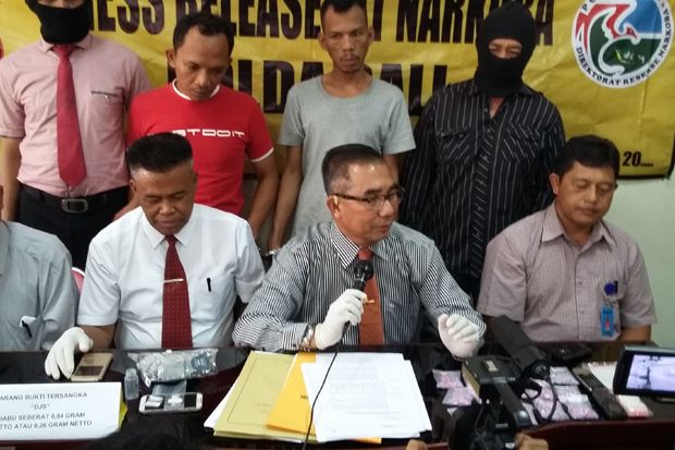 Polisi Bekuk Dua Pengedar...