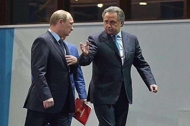 Putin Tangguhkan Jabatan...