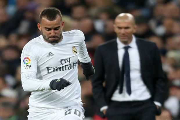 Zinedine Zidane Tunjukan...