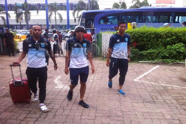 Persela Jauh-jauh ke...