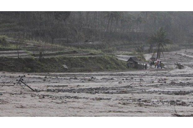 Banjir Lahar Dingin...