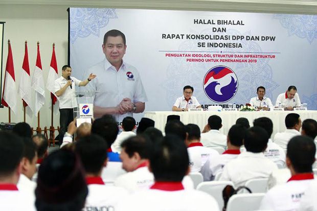HT Ajak Kader Perindo...