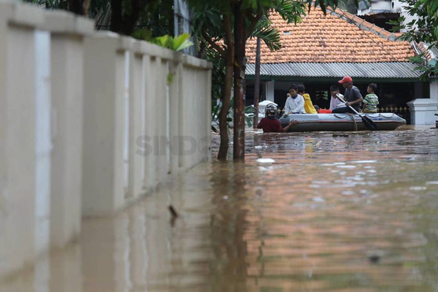 Pembatas Jebol, Kecamatan...