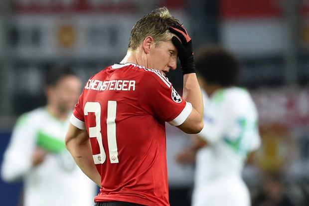 Schweinsteiger di Ambang...
