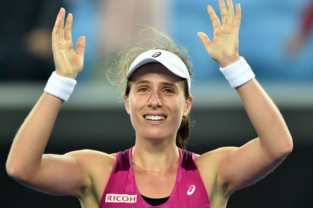 Kalahkan Venus, Konta...