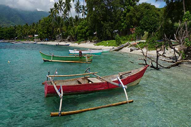 10 Pantai Cantik di...