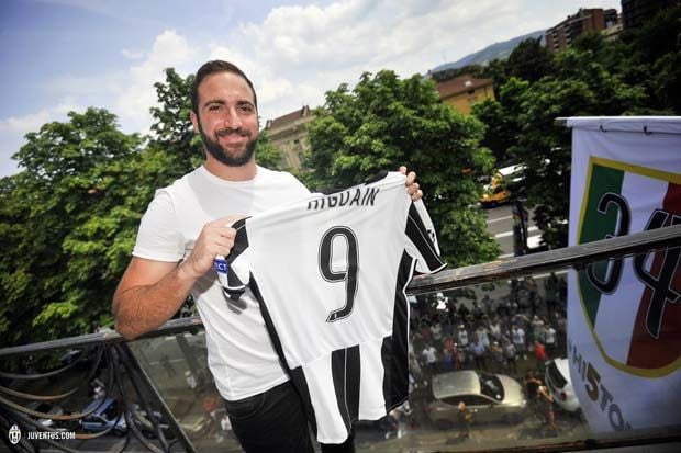 Higuain Dipuji Juventini,...