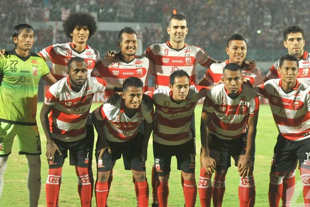 Lakoni Jadwal Padat,...