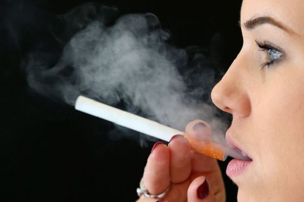 Awas! Rokok Picu Kanker...