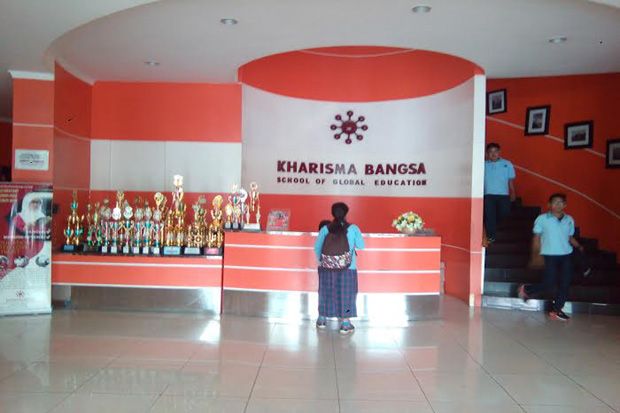 Sekolah Kharisma Bangsa...