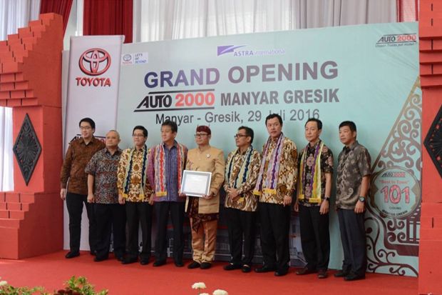 Auto 2000 Manyar Gresik...