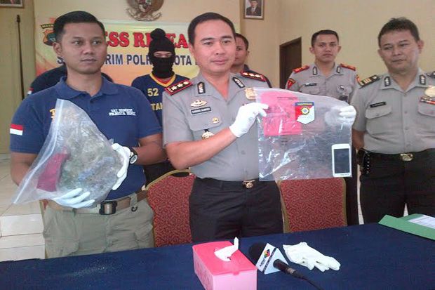 Ajak Bini Orang Begituan,...