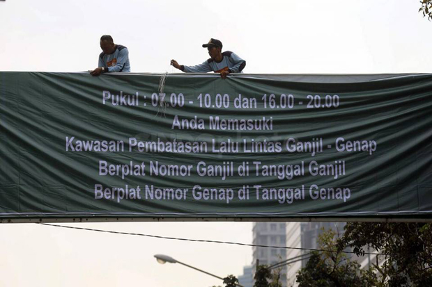 Masyarakat Masih Enggan...