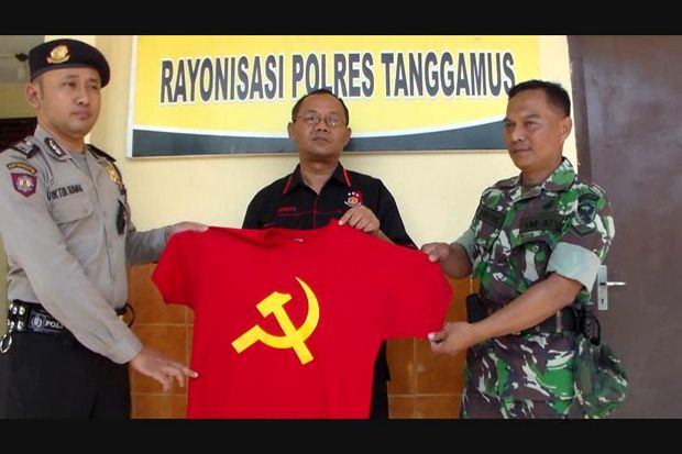 Anggota Koramil Pringsewu...