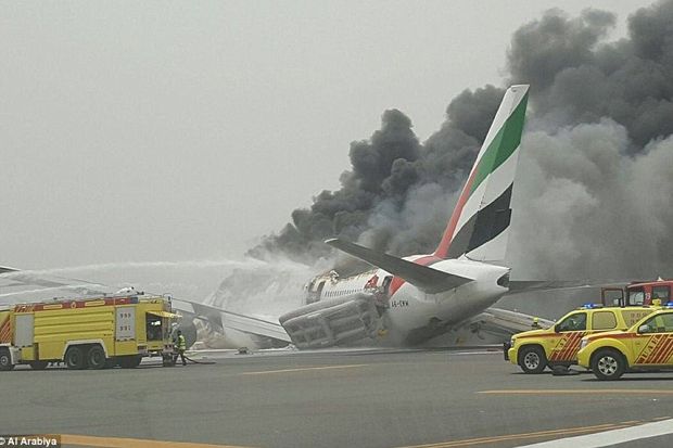 Emirates Alami Kecelakaan...
