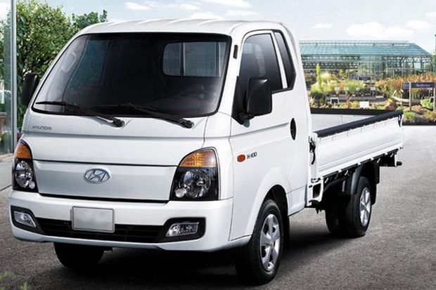 Hyundai Sasar Mobil...