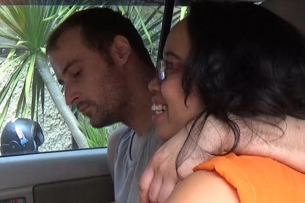 Bule Belanda Tabrak...