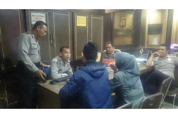 Uang Sewa Pelaminan...