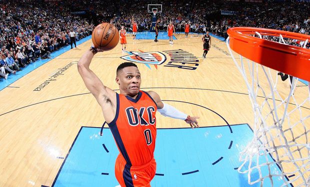 Russell Westbrook Perpanjang...