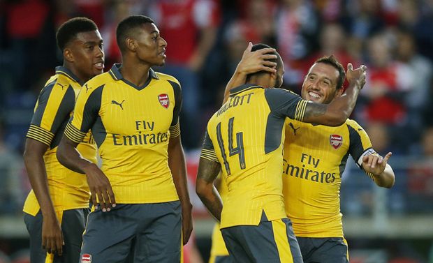 Arsenal Pesta 8 Gol...