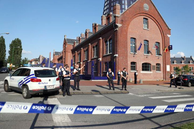 Penyerang 2 Polisi Belgia...