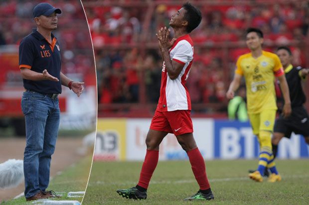 Pelatih Persegres Geram,...