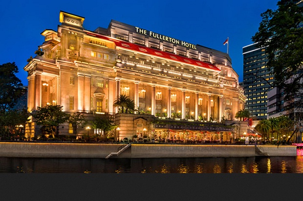 Fullerton, Hotel Mewah...