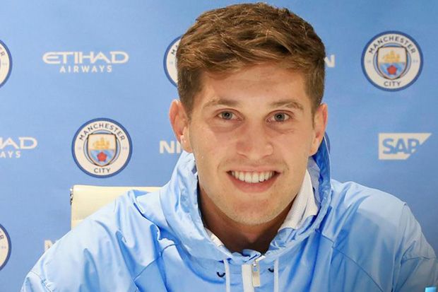 John Stones Gabung Manchester...