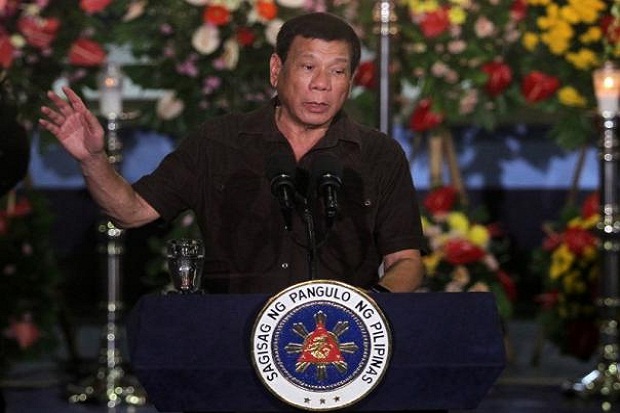 Duterte Ancam Darurat...