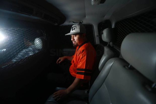 Berkas Lengkap, Kakak...