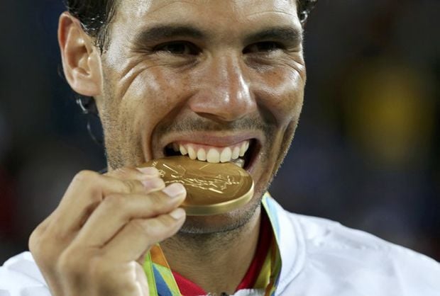 Rafael Nadal Tambah...