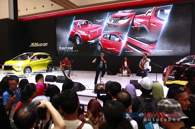 Pilih Mobil Mitsubishi,...