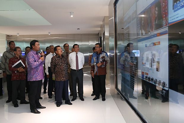 Gunakan Teknologi Terkini,...