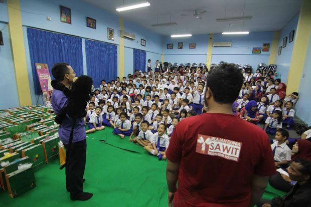 DCM Hibur Ratusan Murid...