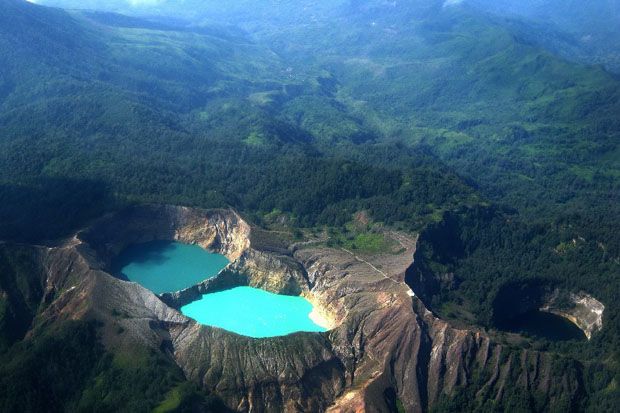 Pesta Danau Kelimutu...