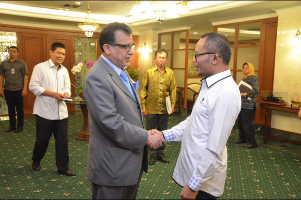 Menaker Tolak Permintaan...