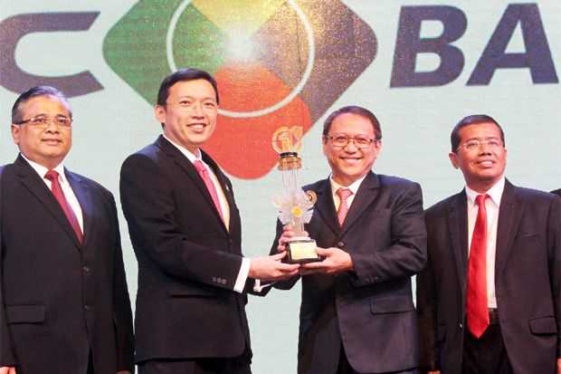 MNC Bank Raih Anugerah...