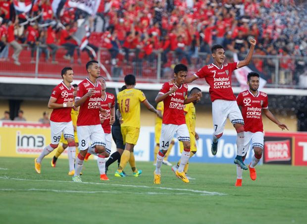 Gol Tunggal Fadil Sausu...