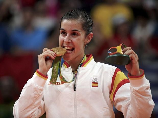 Emas Olimpiade Pertama...