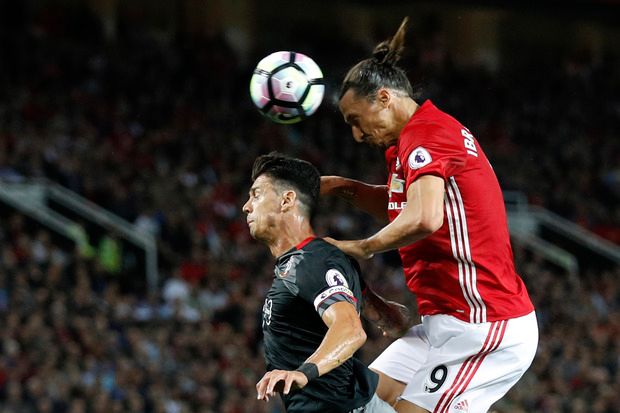 Tandukan Ibrahimovic...