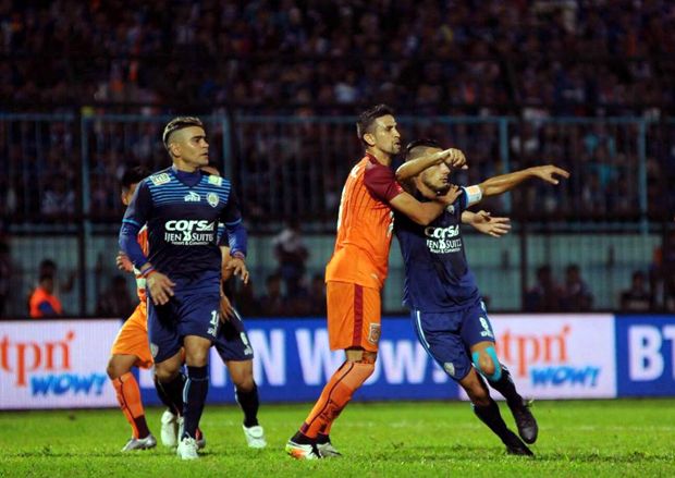 Digebuk PBFC, Arema...