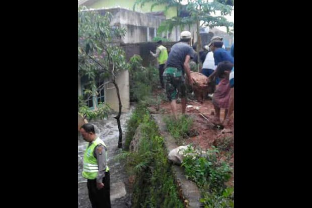 Antisipasi Banjir Susulan,...