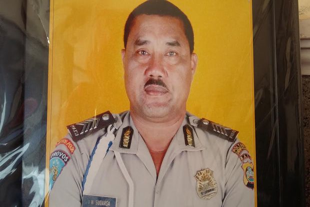 Dua Tersangka Pembunuh...