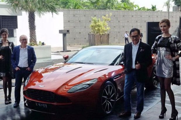 Aston Martin DB11 Sudah...