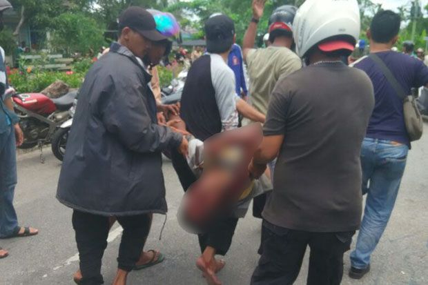 Ribuan Warga Serbu Mapolres...