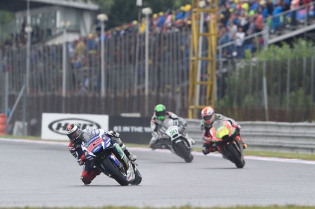 Lorenzo Ambil Hikmah...