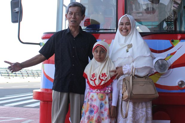 Soal Bonus, Orang Tua...