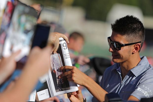 Esteban Ocon Pengin...