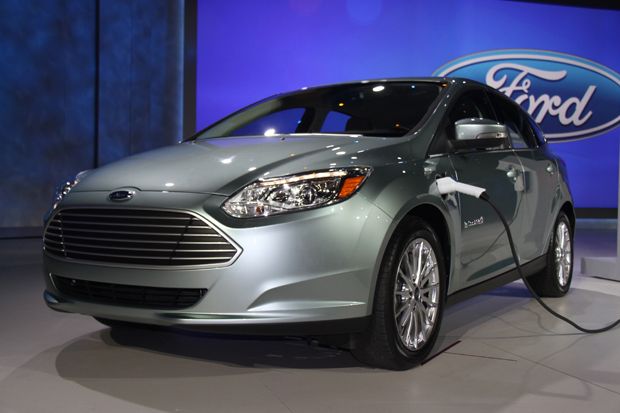 Daya Mobil Listrik Ford...