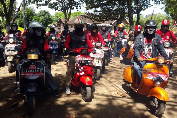 Kutu Vespa Satukan Perbedaan...